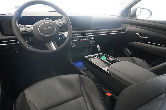 Hyundai Tucson 9 of 13