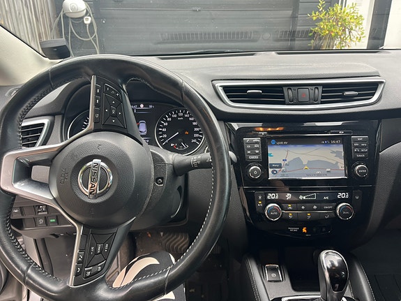 Nissan Qashqai 4 of 5