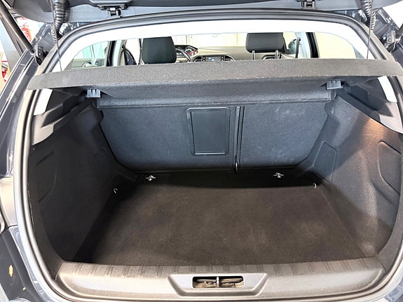 Peugeot 308 15 of 15