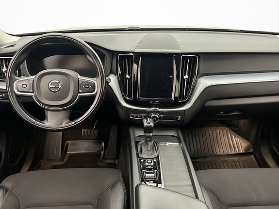 Volvo XC60 26 of 30