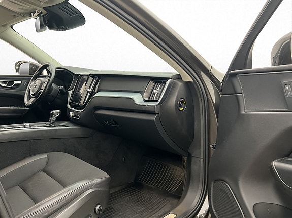 Volvo XC60 28 of 30