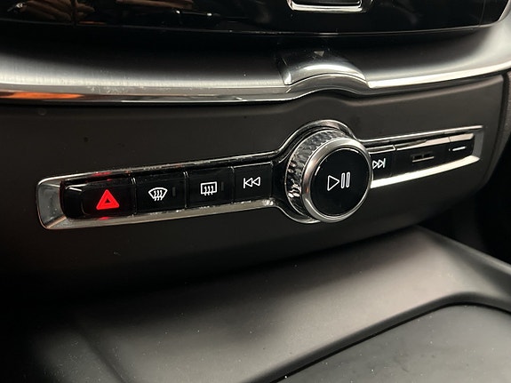 Volvo XC60 24 of 30