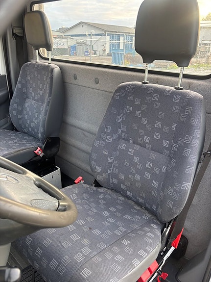 Mercedes-Benz Sprinter 208 6 of 26