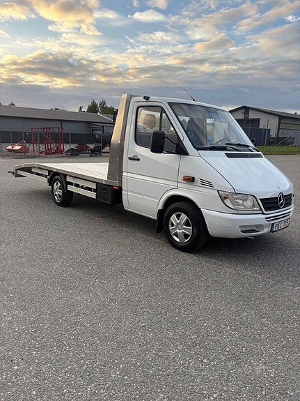 Mercedes-Benz Sprinter 208 4 of 26