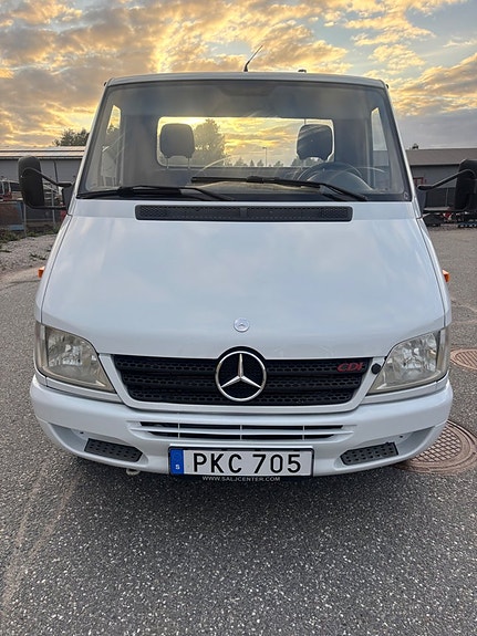 Mercedes-Benz Sprinter 208 19 of 26