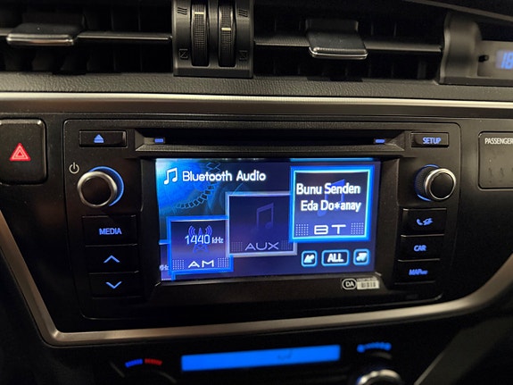 Toyota Auris 22 of 23