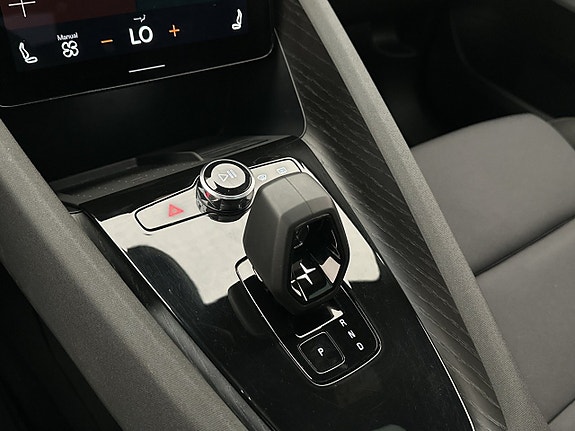 Polestar 2 28 of 30