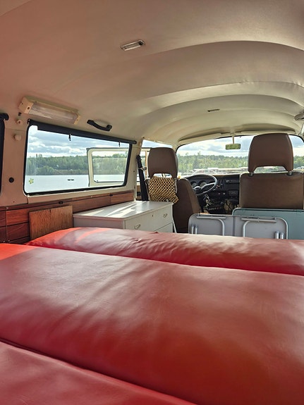 Volkswagen T2 8 of 8