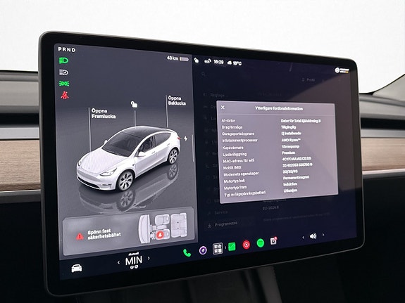 Tesla Model Y 21 of 30