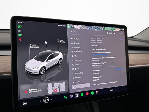 Tesla Model Y 20 of 30