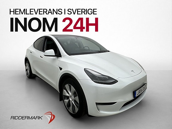 Tesla Model Y 4 of 30