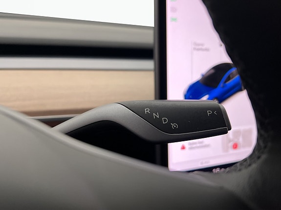 Tesla Model 3 22 of 30