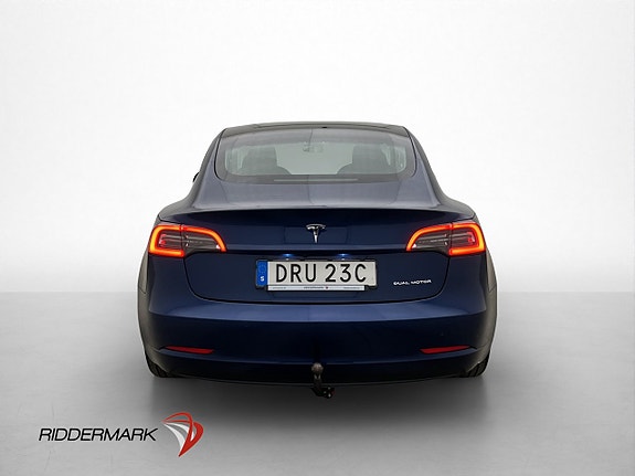 Tesla Model 3 8 of 30