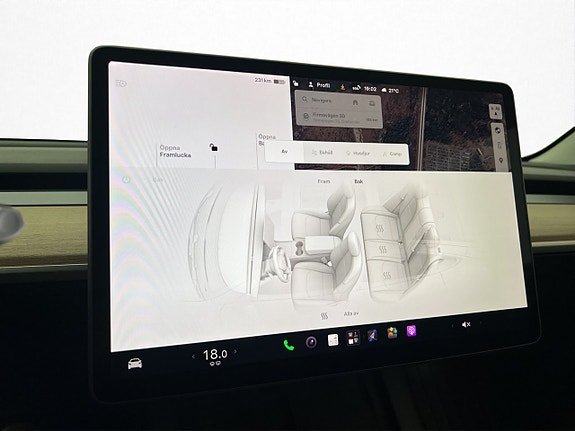 Tesla Model 3 24 of 30