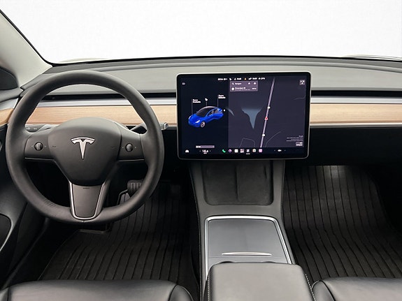 Tesla Model 3 14 of 30
