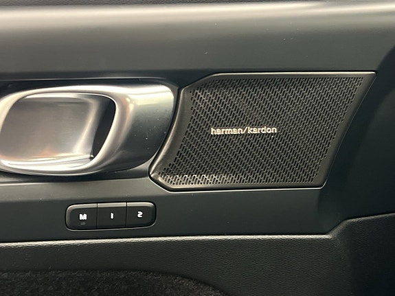 Volvo C40 15 of 30