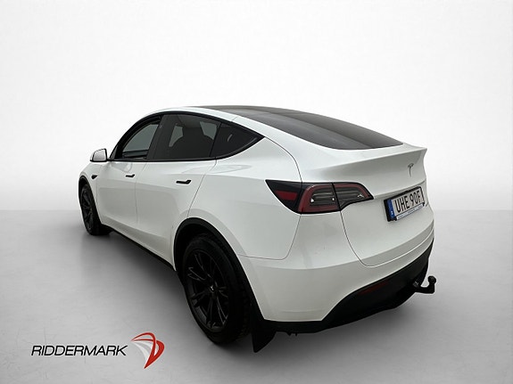 Tesla Model Y 6 of 30