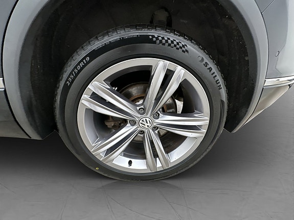 Volkswagen Tiguan 29 of 30