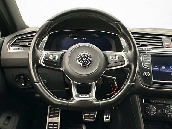 Volkswagen Tiguan 11 of 30