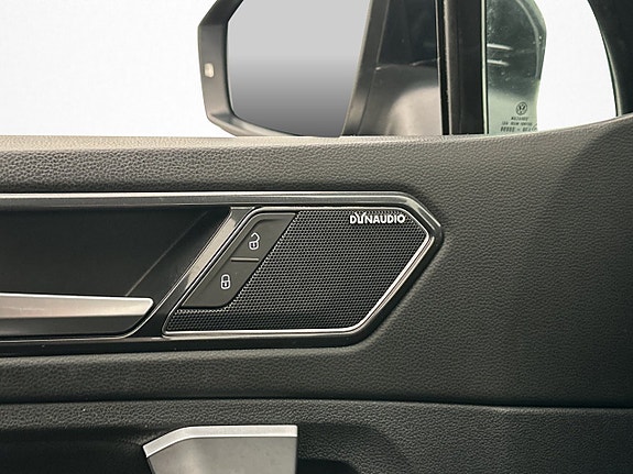 Volkswagen Tiguan 14 of 30