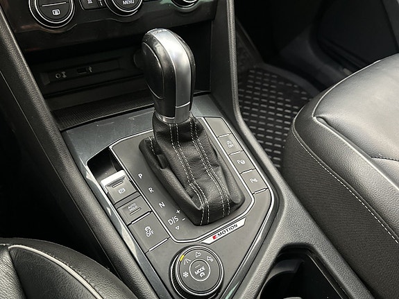 Volkswagen Tiguan 19 of 30