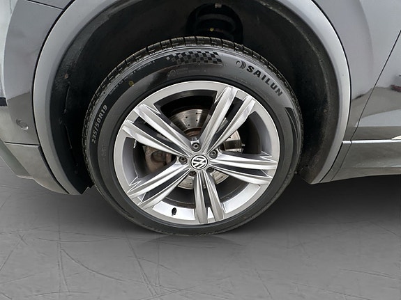 Volkswagen Tiguan 28 of 30