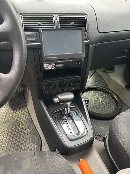 Volkswagen Golf IV 5 of 6