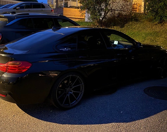 BMW 428i 2 of 12
