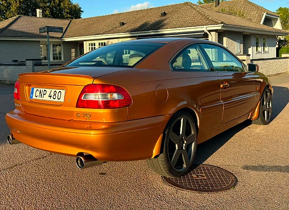 Volvo C70 4 of 7