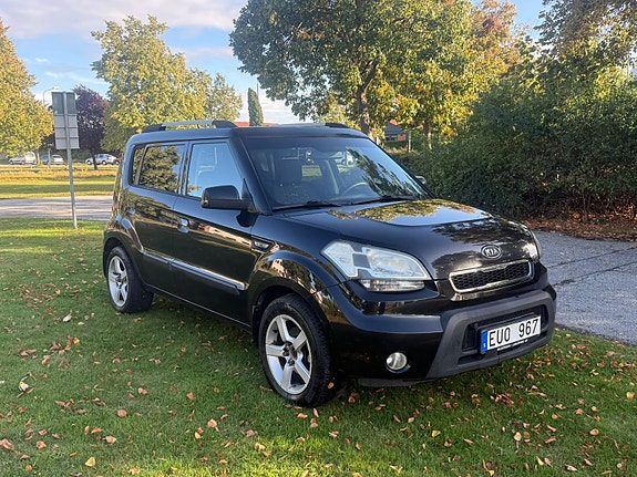 Kia Soul 4 of 10