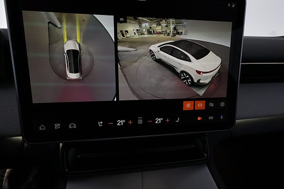 Polestar 4 15 of 30
