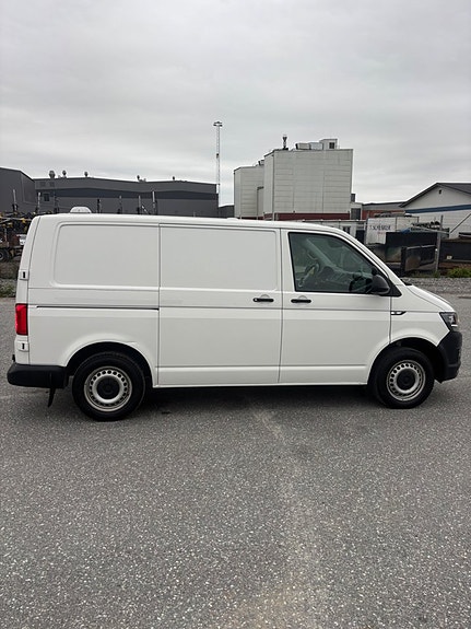 Volkswagen Transporter 16 of 16