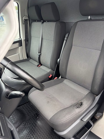 Volkswagen Transporter 6 of 16