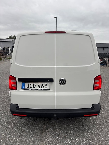 Volkswagen Transporter 13 of 16