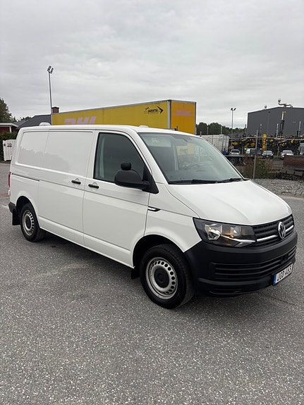 Volkswagen Transporter 4 of 16