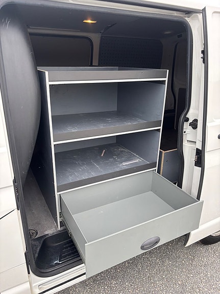 Volkswagen Transporter 11 of 16