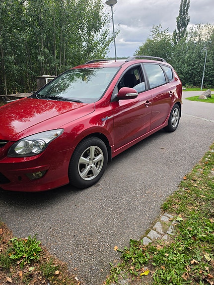 Hyundai i30 6 of 8