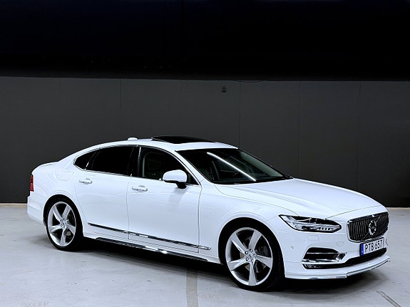 Volvo S90 19 of 30