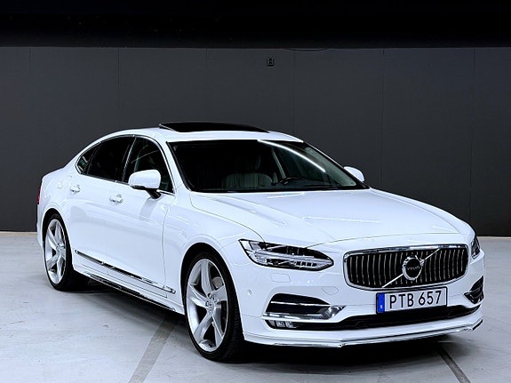 Volvo S90 13 of 30