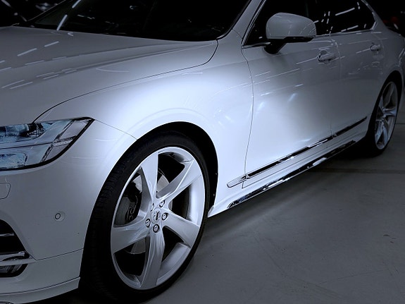 Volvo S90 23 of 30