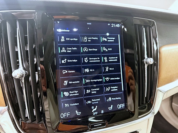 Volvo S90 22 of 30