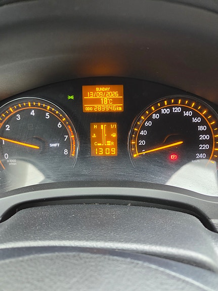 Toyota Avensis 6 of 6