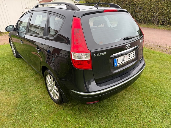 Hyundai i30 4 of 10