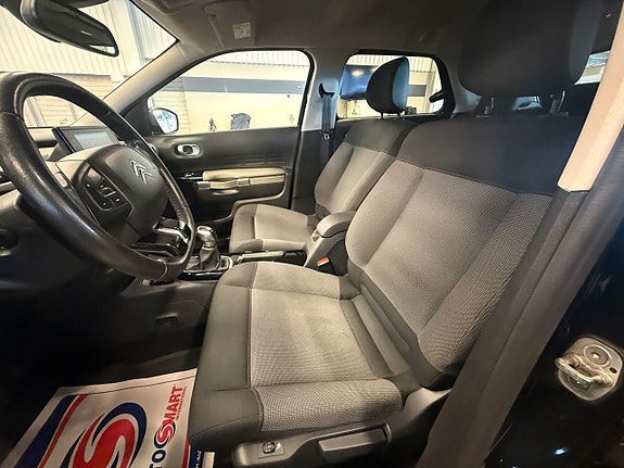 Citroen C4 Cactus 8 of 12