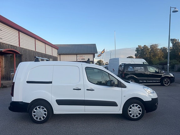 Peugeot Partner 2 of 14