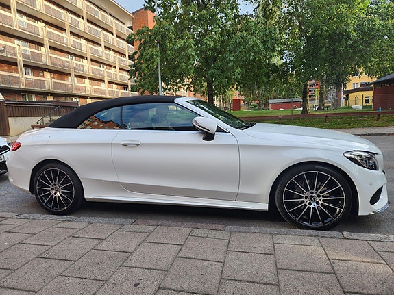 Mercedes-Benz C200 5 of 7