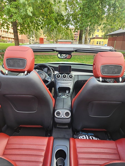 Mercedes-Benz C200 7 of 7