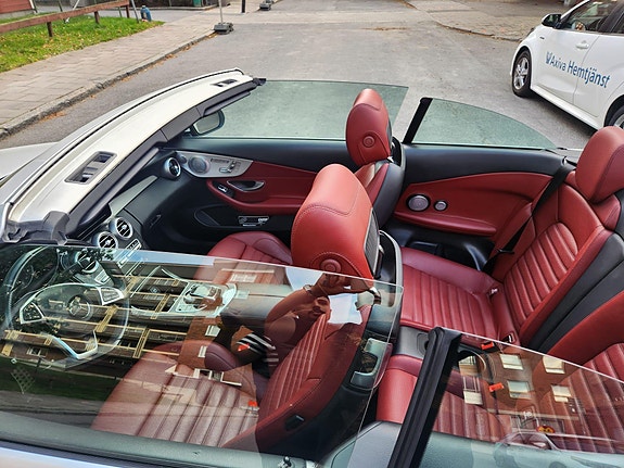 Mercedes-Benz C200 3 of 7