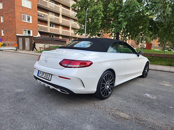 Mercedes-Benz C200 4 of 7