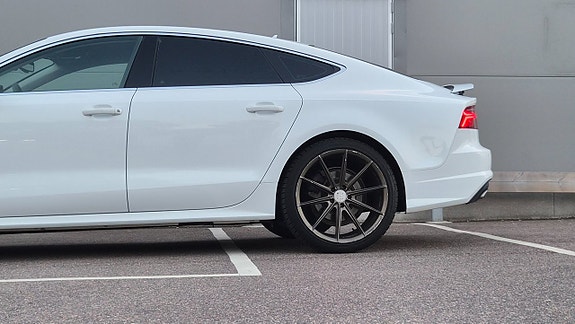 Audi A7 4 of 15